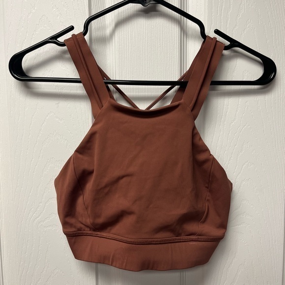 Lululemon Strong at Heart Bra *Medium Support, C/D Cup - Sz 4 - Picture 1 of 6